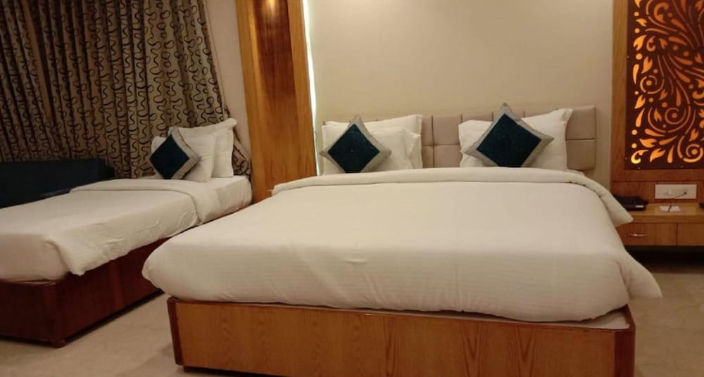 Фото Hotel Tridev