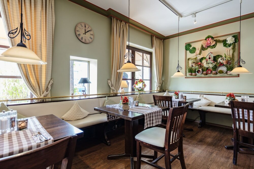 Фото Hotel Zum Zeppelin