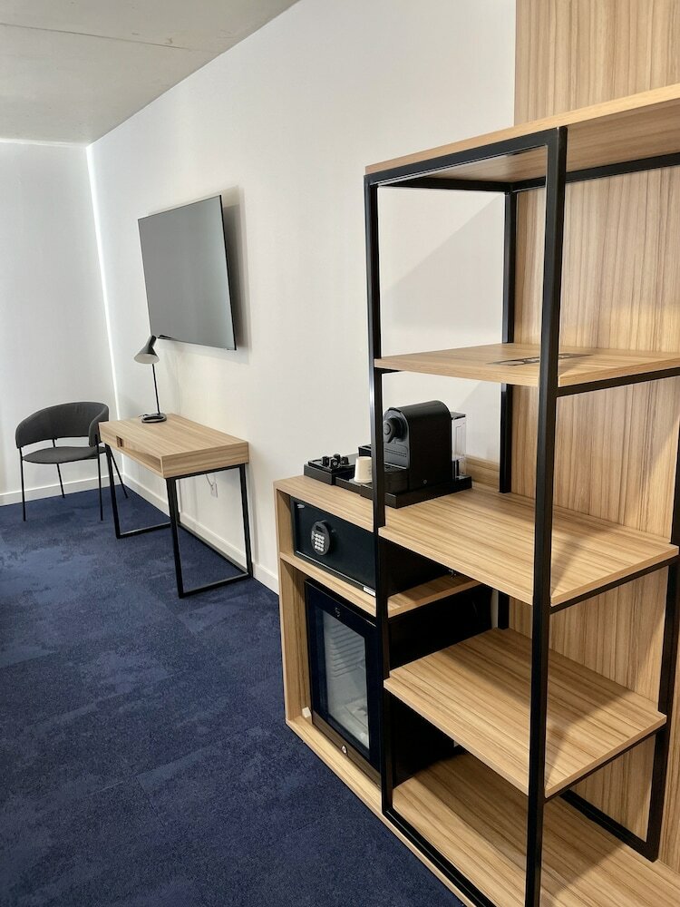 Фото Golden Tulip Martigues Provence