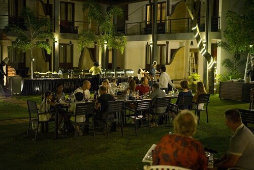 Внешний вид отеля Hotel Alakamanda в Анурадхапуре, фото 2