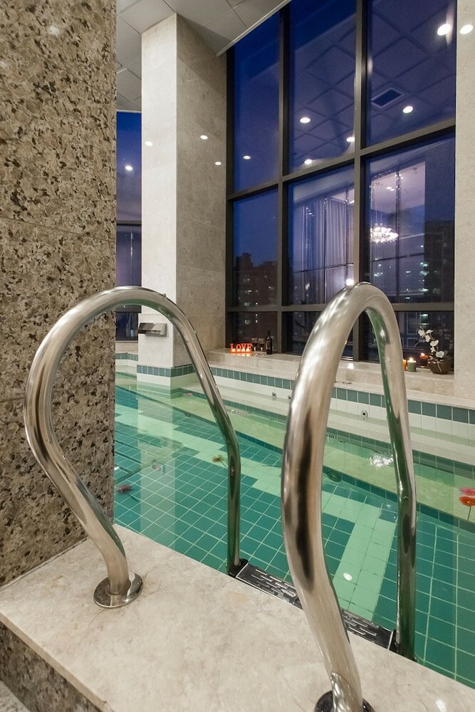 Фото Pharos Hotel