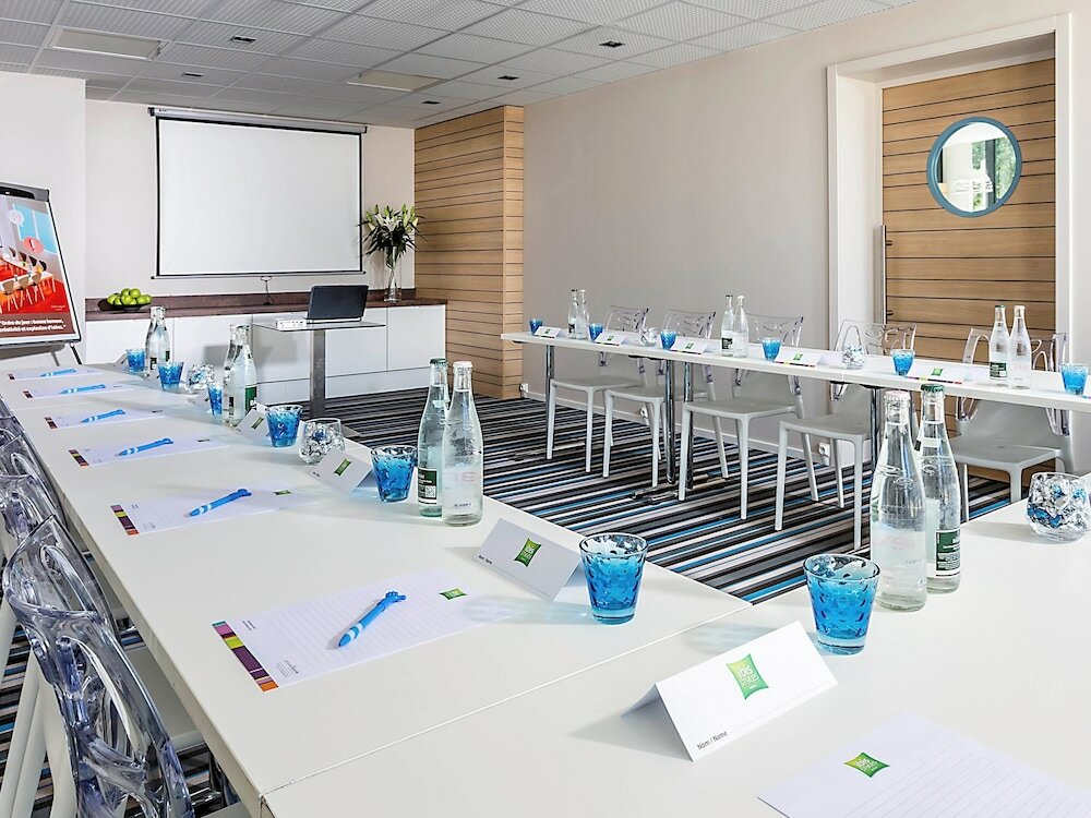 Фото Ibis Styles Strasbourg Avenue du Rhin