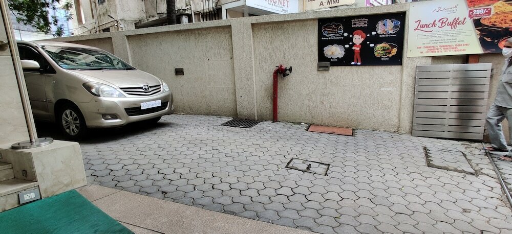 Фото Landmark Residency