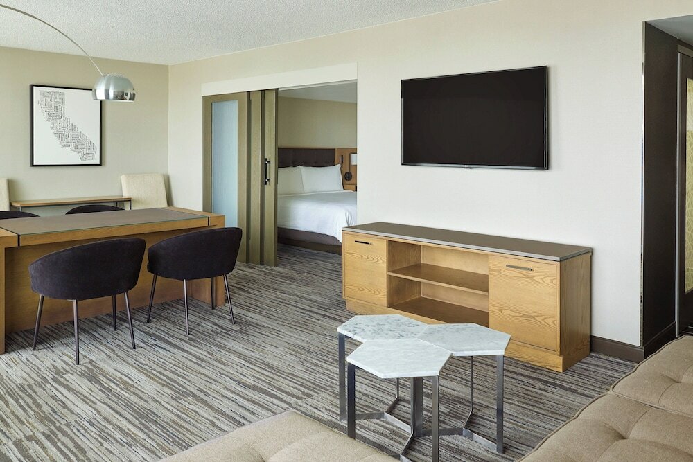 Фото Warner Center Marriott Woodland Hills