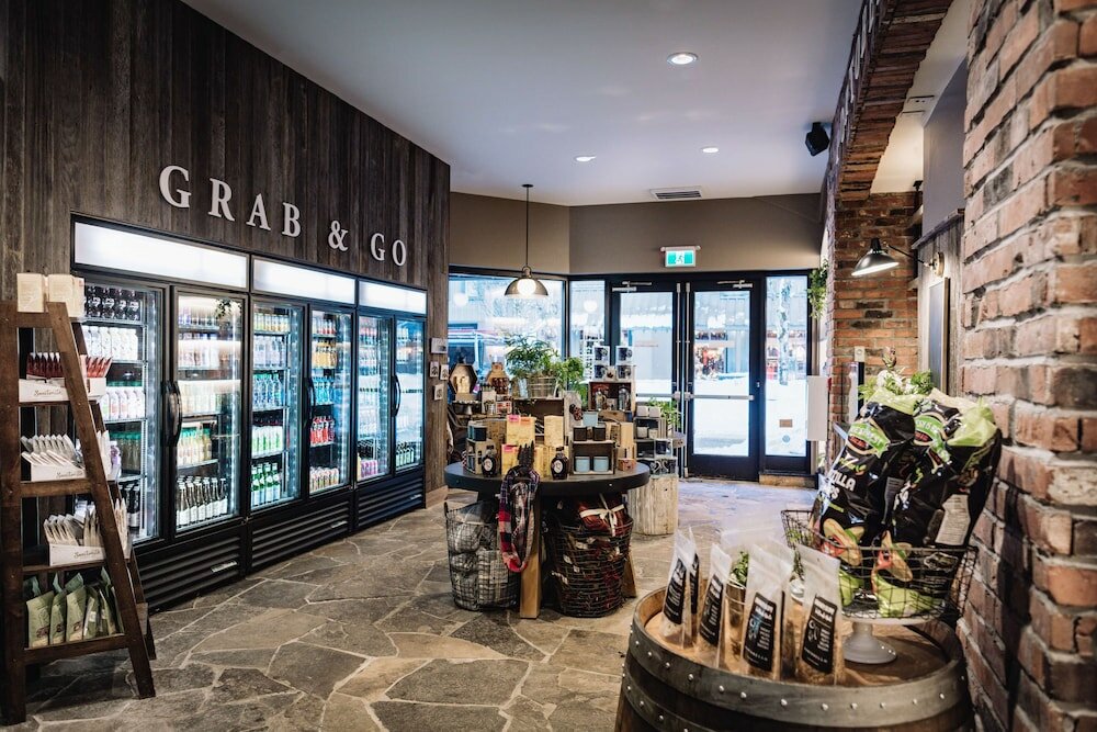 Фото Fairmont Chateau Whistler