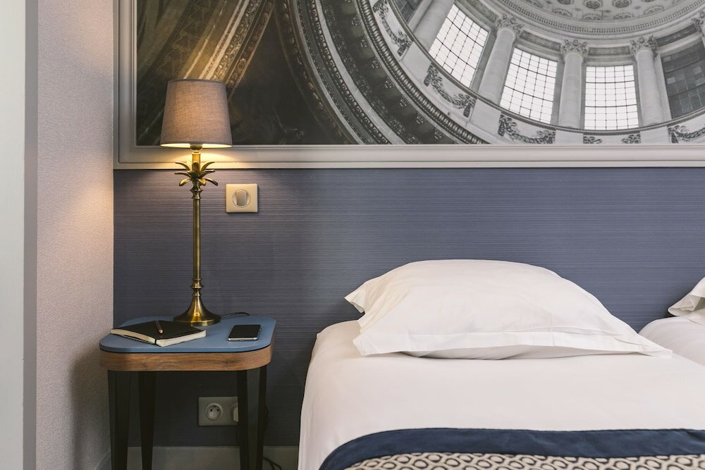 Фото Hotel Saint Christophe Paris
