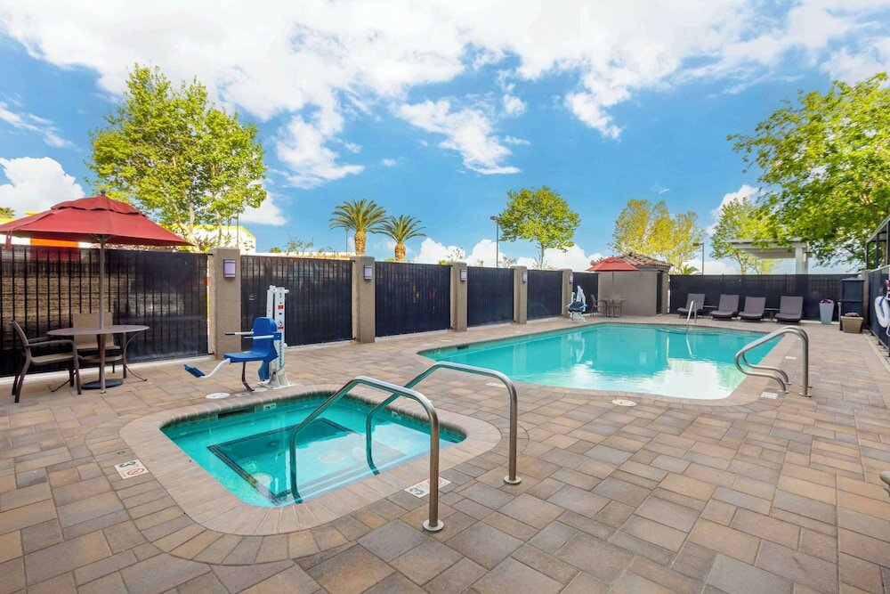 Фото Best Western Plus Villa Del Lago Inn