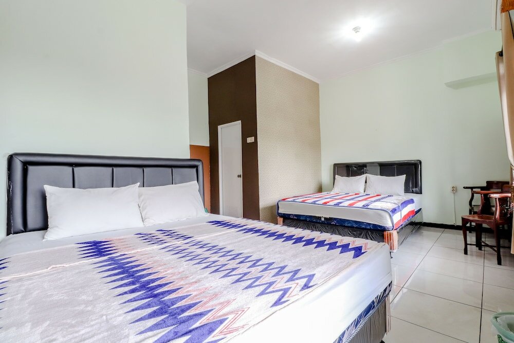 Фото Hotel Bintang Malang