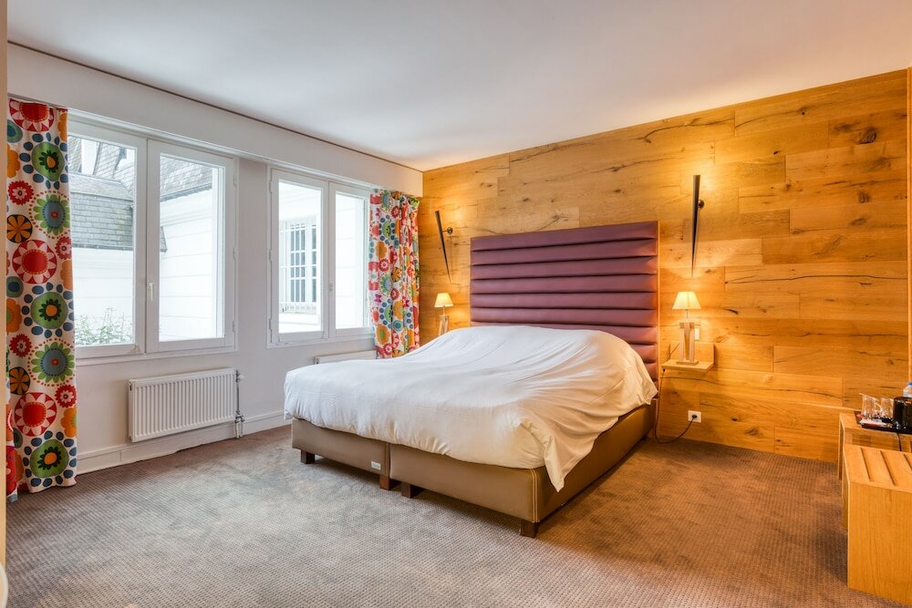 Фото Hôtel du Jeu de Paume