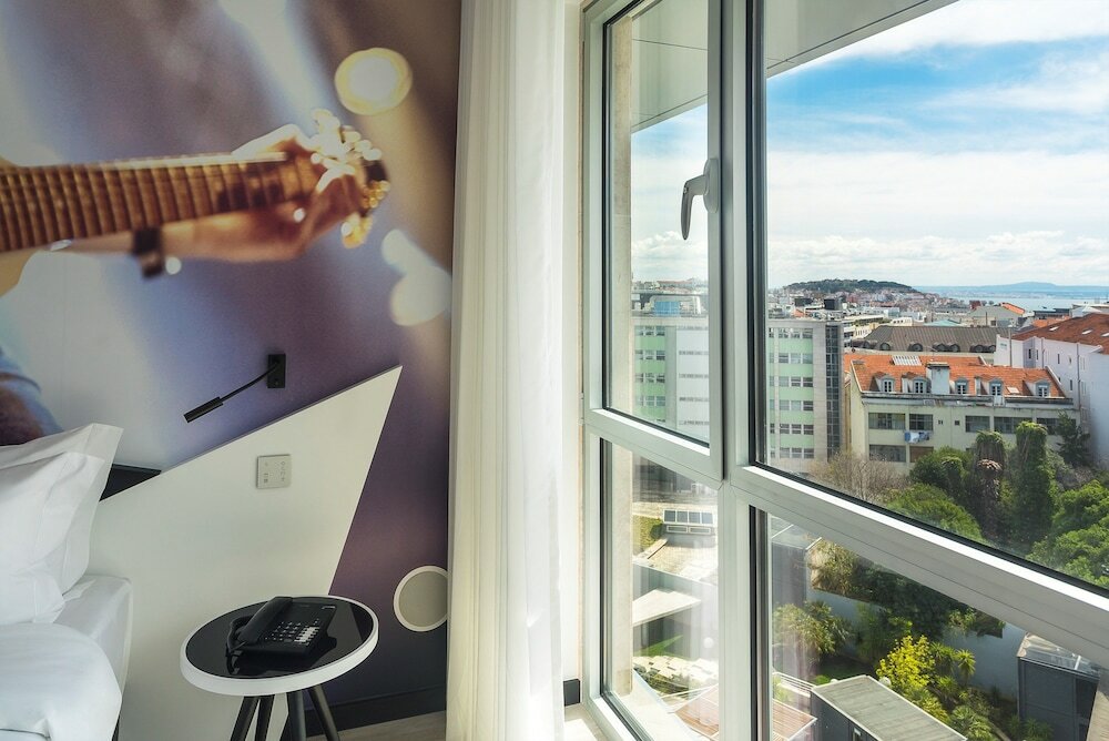 Фото Hf Fenix Music