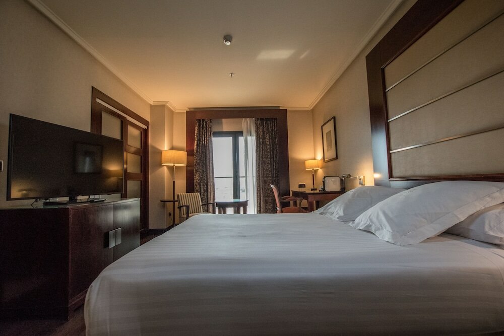 Фото Hotel Sevilla Center