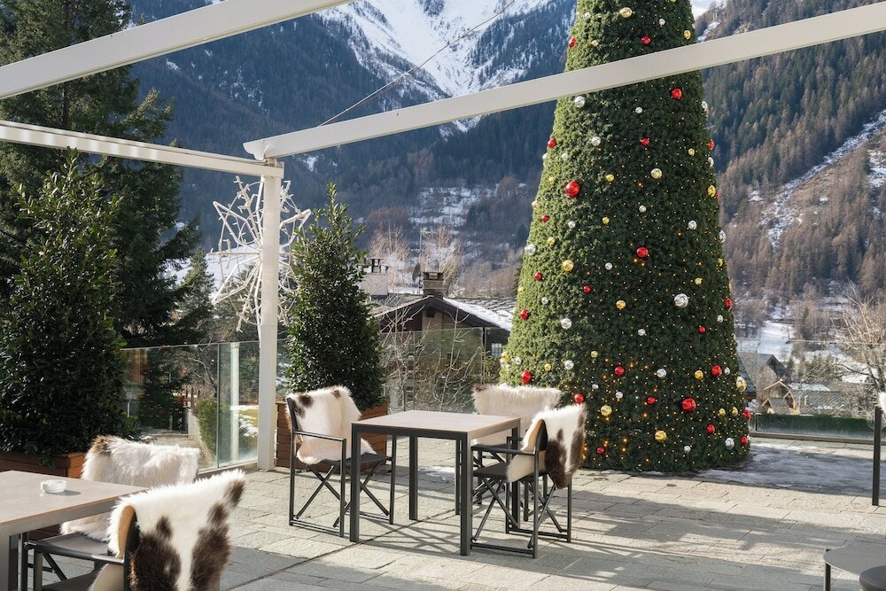 Фото Grand Hotel Courmayeur Montblanc