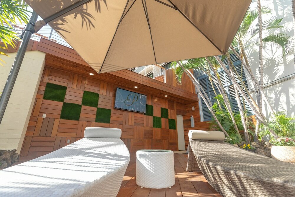 Фото Polynesian Residences Waikiki Beach