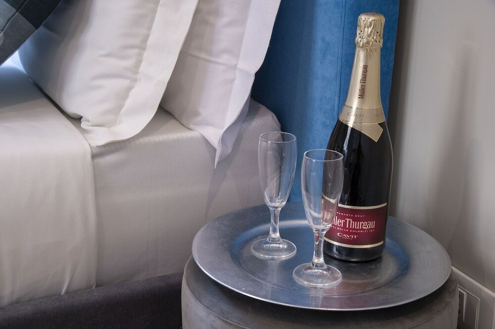 Фото AD Suites Tritone