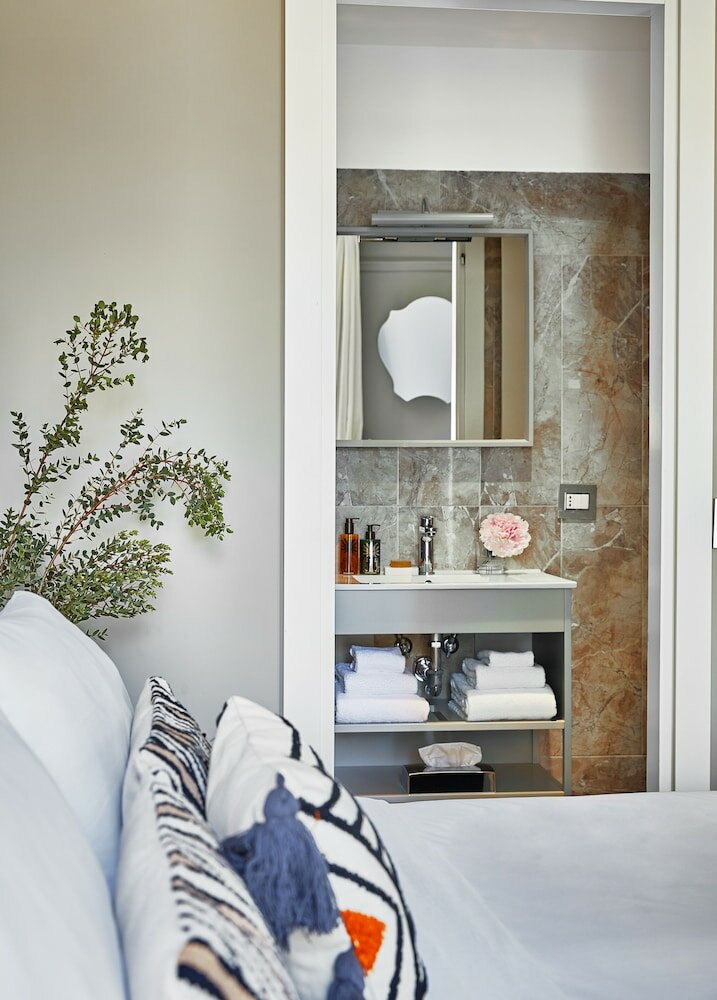 Фото Infinity Hotel Roma