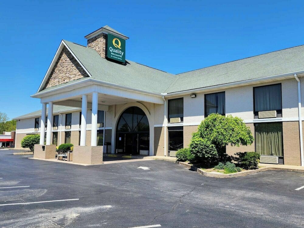 Hotel Quality Inn & Suites Somerset, Commonwealth of Kentucky, photo