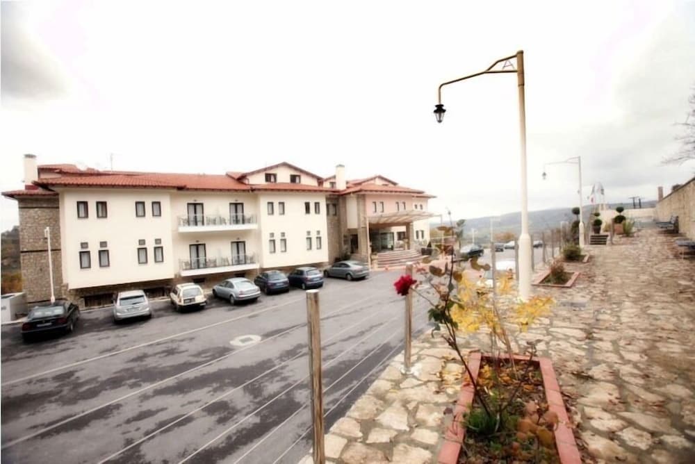 Фото Afkos Grammos Luxury Boutique Hotel