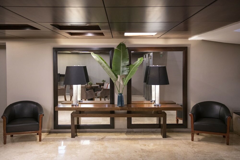 Фото Grand King Hotel