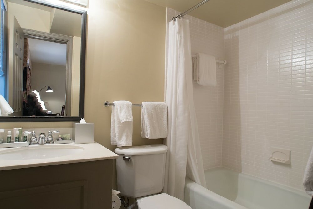 Фото The Henley Park Hotel