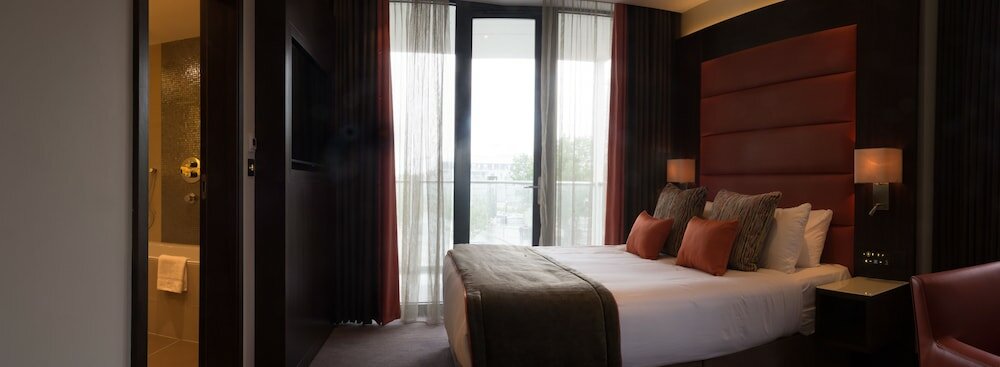 Фото St George Hotel Wembley