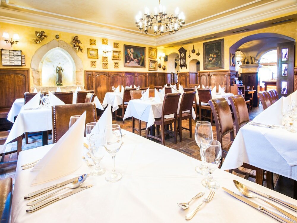 Фото У Златехо Строму