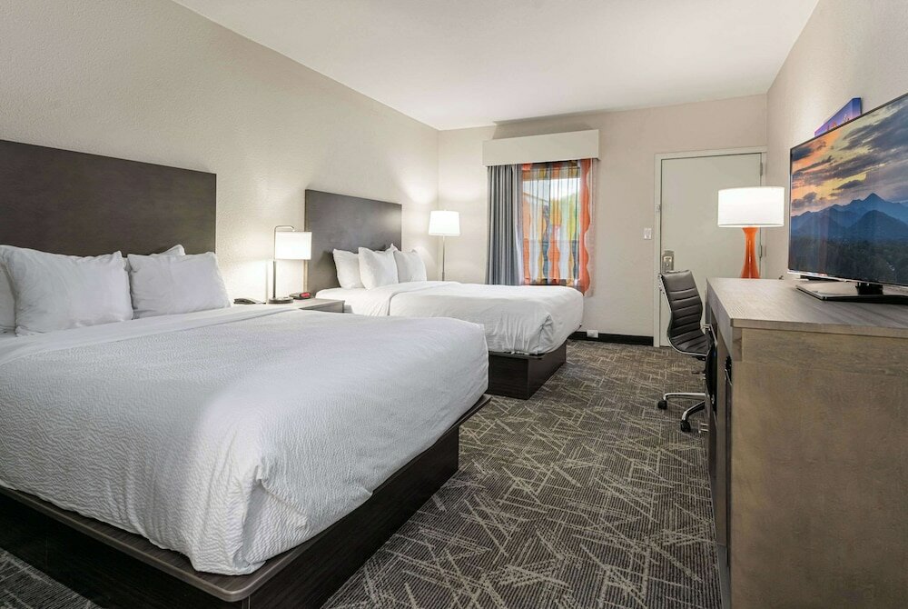 Фото Quality Inn Asheville Downtown Tunnel Road