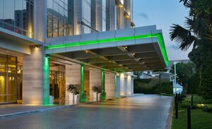 Гостиница Holiday Inn & Suites Jakarta Gajah Mada, an Ihg Hotel