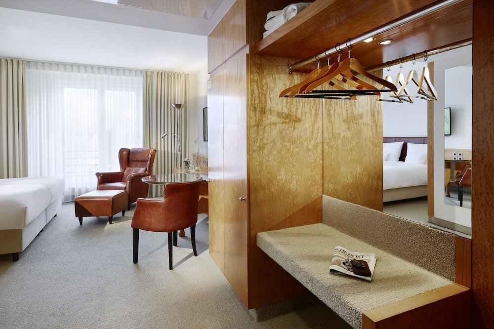 Фото Lindner Hotel Airport