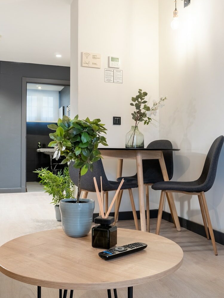 Фото Limehome Madrid Calle de la Madera