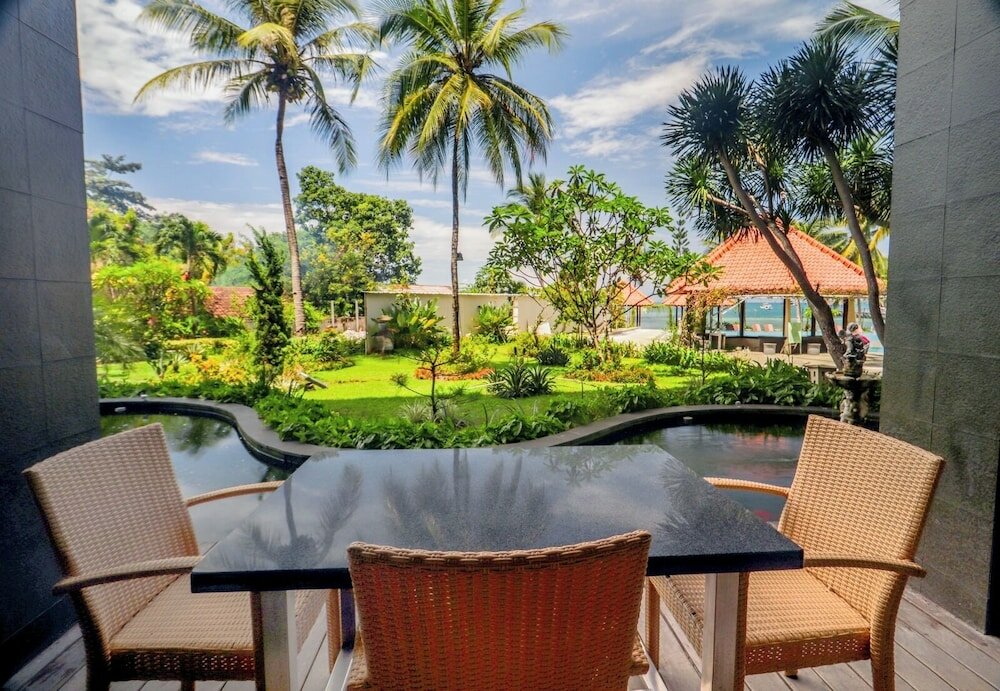 Фото Laprima Hotel Flores