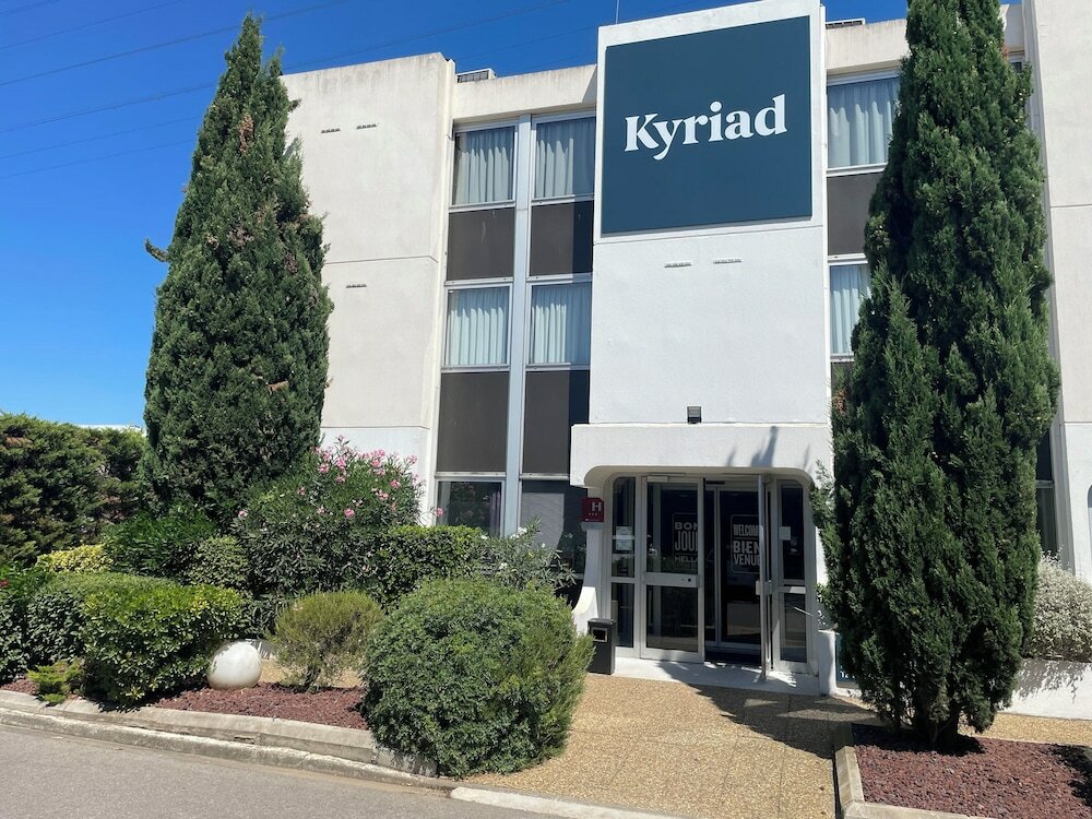 Фото Kyriad Martigues Sud