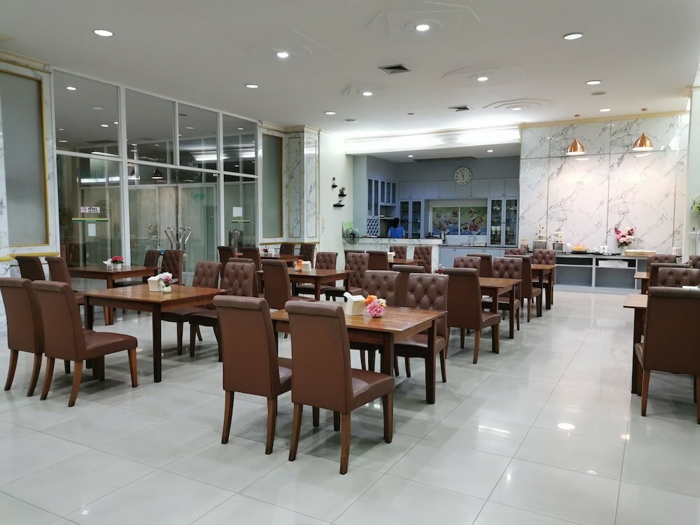 Фото Morakot Hotel Chumphon
