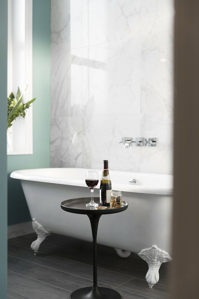 Фото The Lodge Hotel Putney