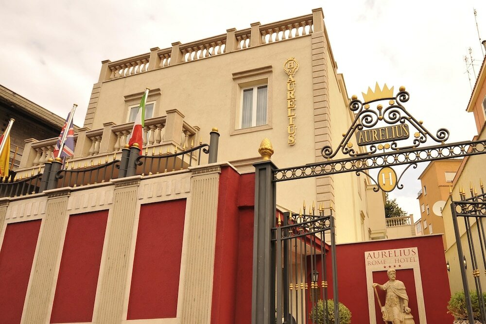 Фото Aurelius Art Gallery Smart Hotel