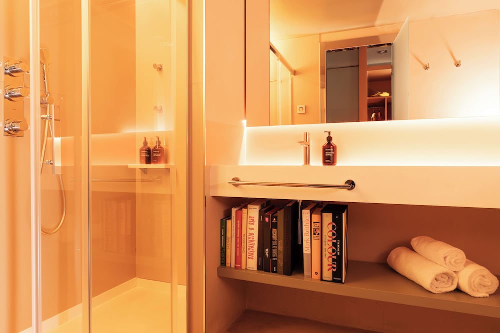 Фото Chic&basic Reding