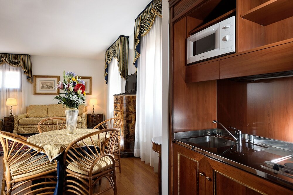 Фото San Marco Palace - All Suites