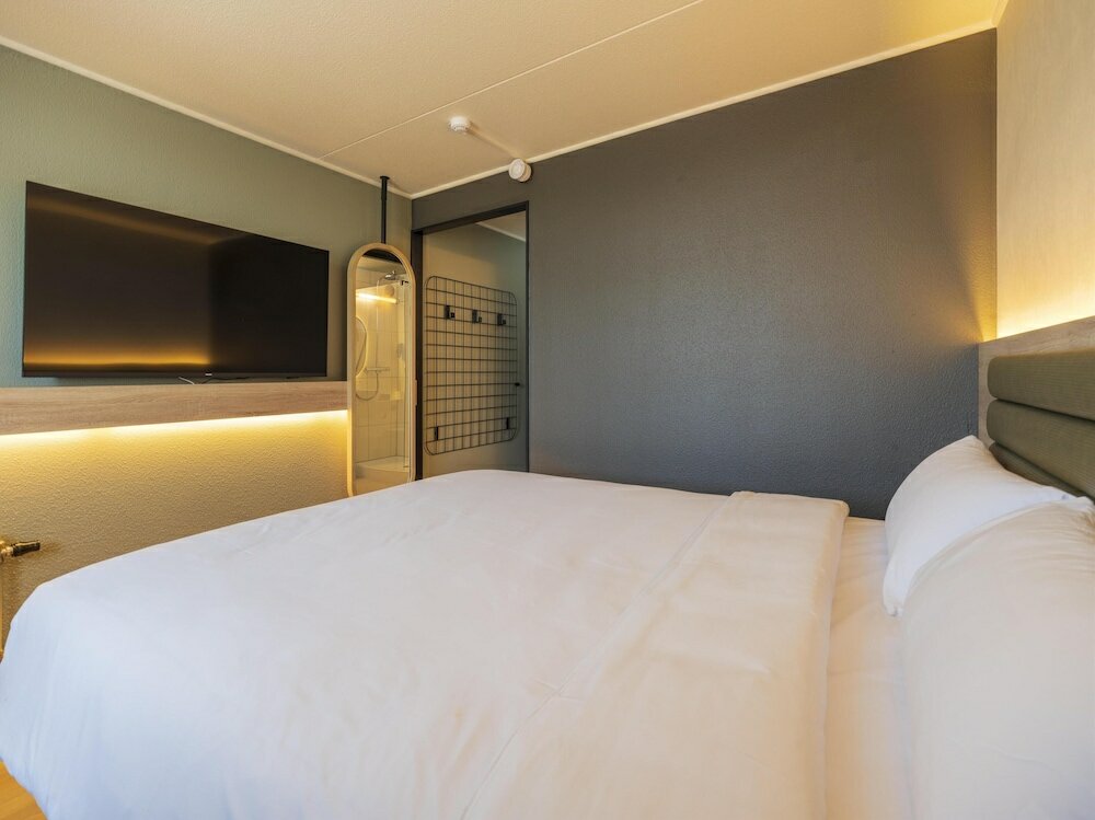 Фото Campanile Hotel Zwolle