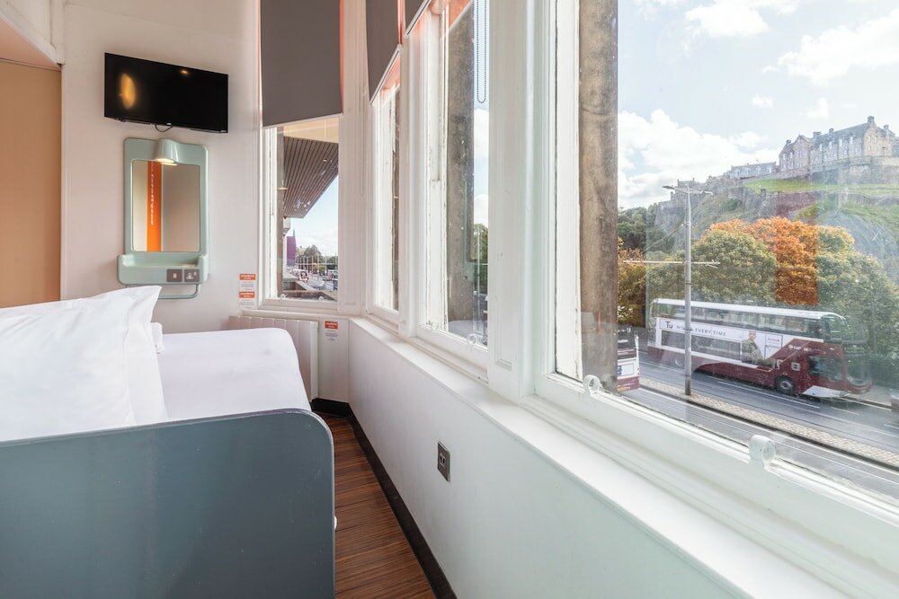 Фото easyHotel Edinburgh