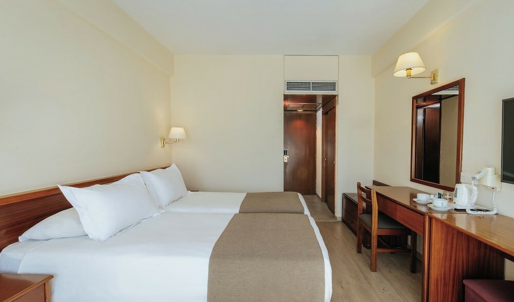 Фото Kapetanios Odysseia Hotel