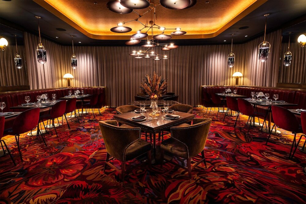 Фото Circa Resort & Casino