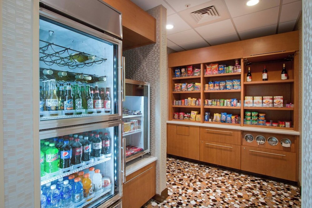 Фото SpringHill Suites by Marriott Orlando Lake Buena Vista South