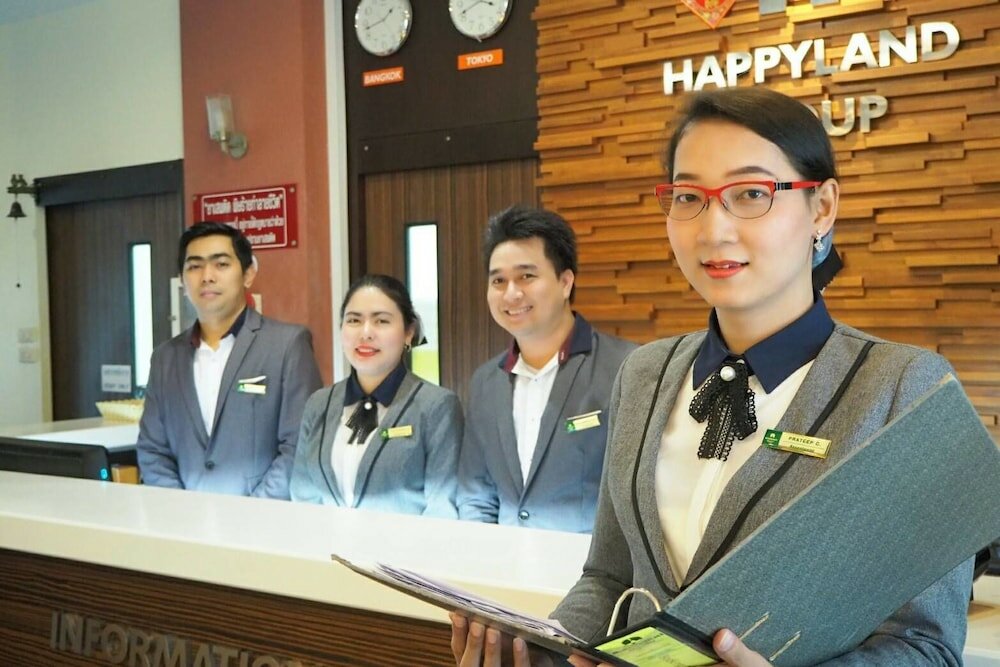 Фото Happyland Mansion