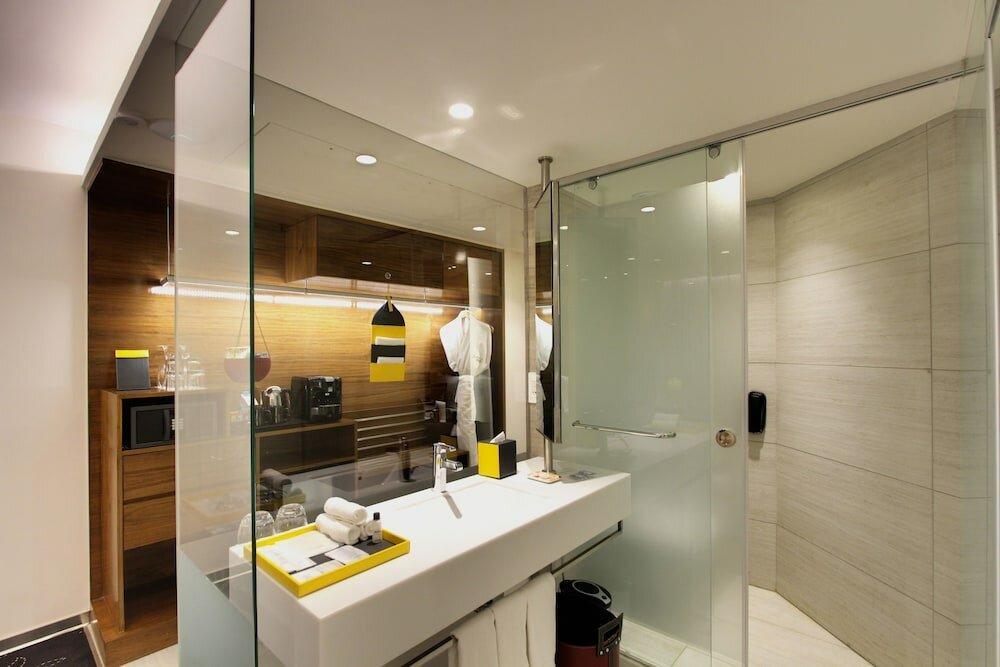 Фото Radisson Hotel Bengaluru City Center