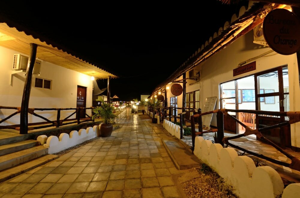 Фото Amaan Beach Bungalows