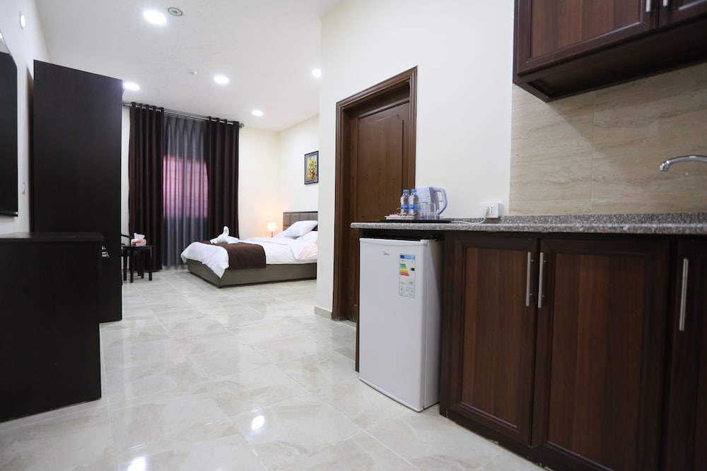 Фото 7Boys Hotel