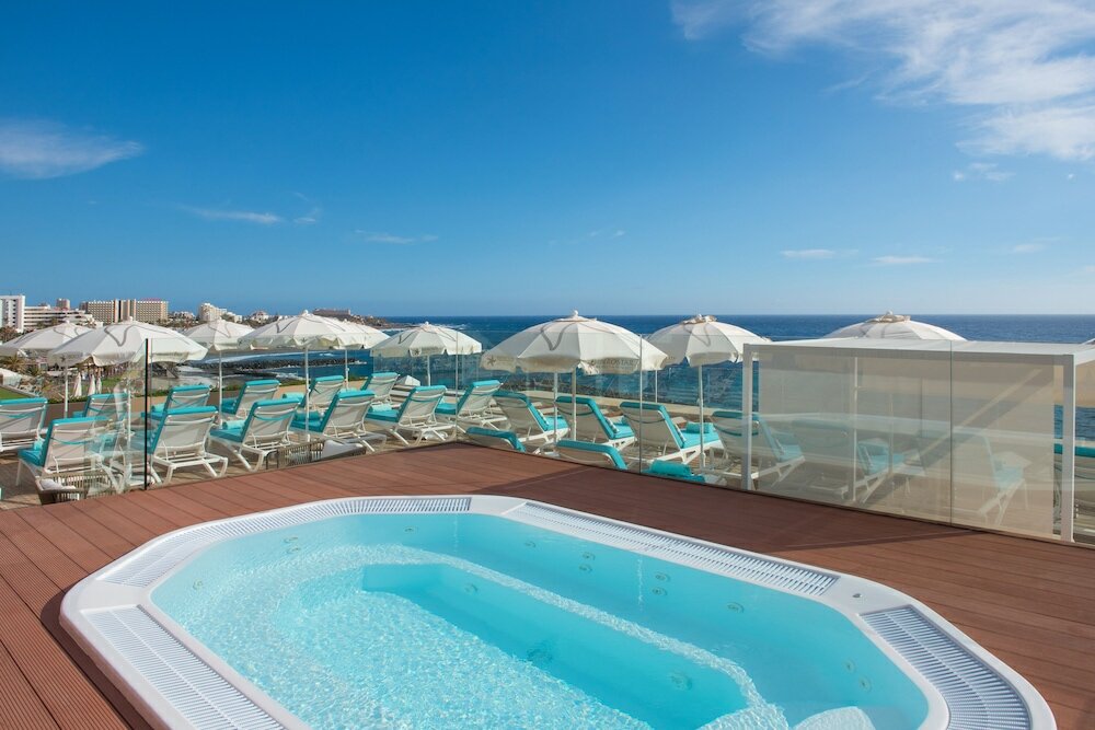 Фото Iberostar Waves Bouganville Playa