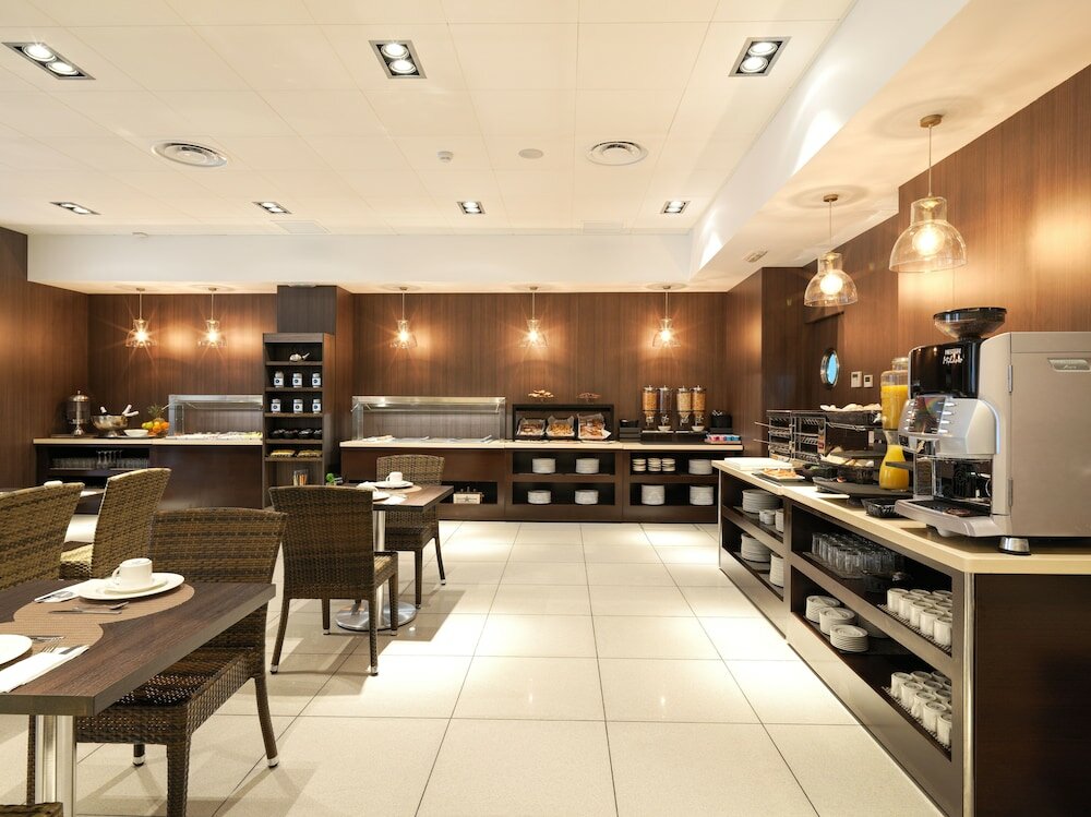 Фото Hotel Guadalmedina