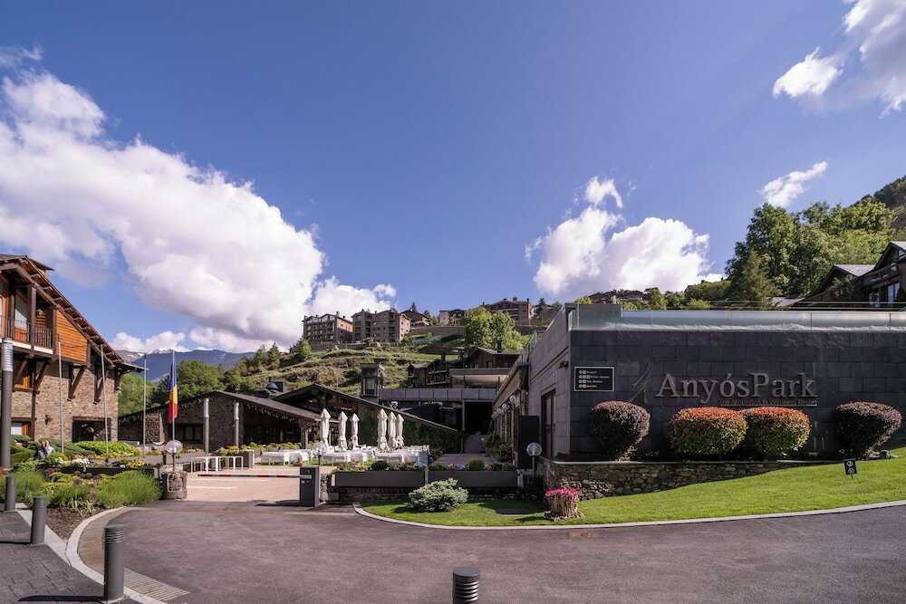 Фото Hotel Anyóspark Mountain & Wellness Resort