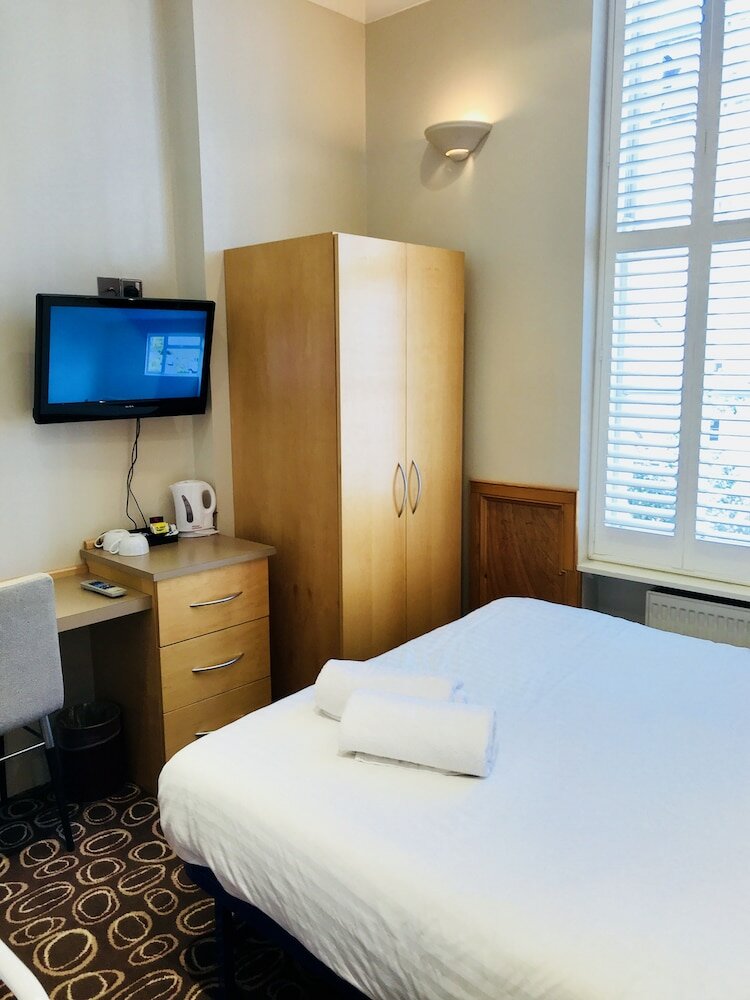 Фото The Excelsior Hotel