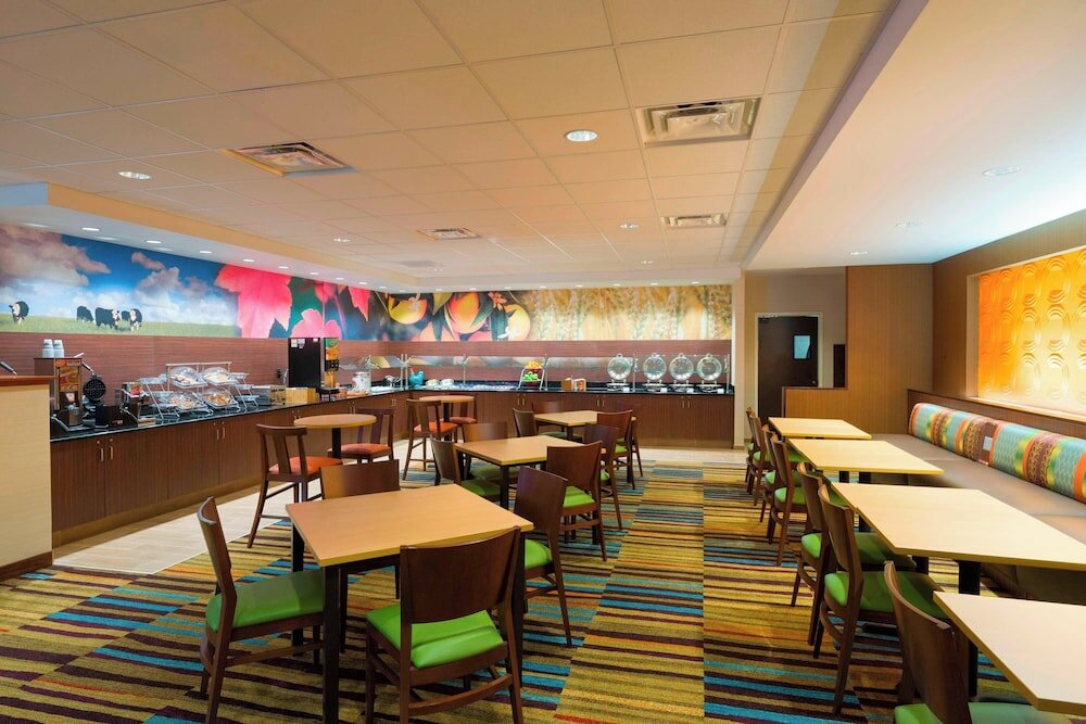 Фото Fairfield Inn & Suites by Marriott Paramus